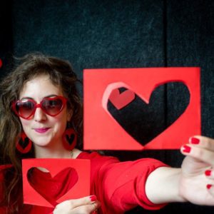 Madhuram -Sanskrit song sung by Gabriela B.