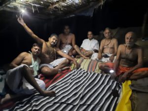 Bhagyashali Bhaktgan got to stay at Bahuti Kunda for night 2020-10-16 at 9.10.27 PM